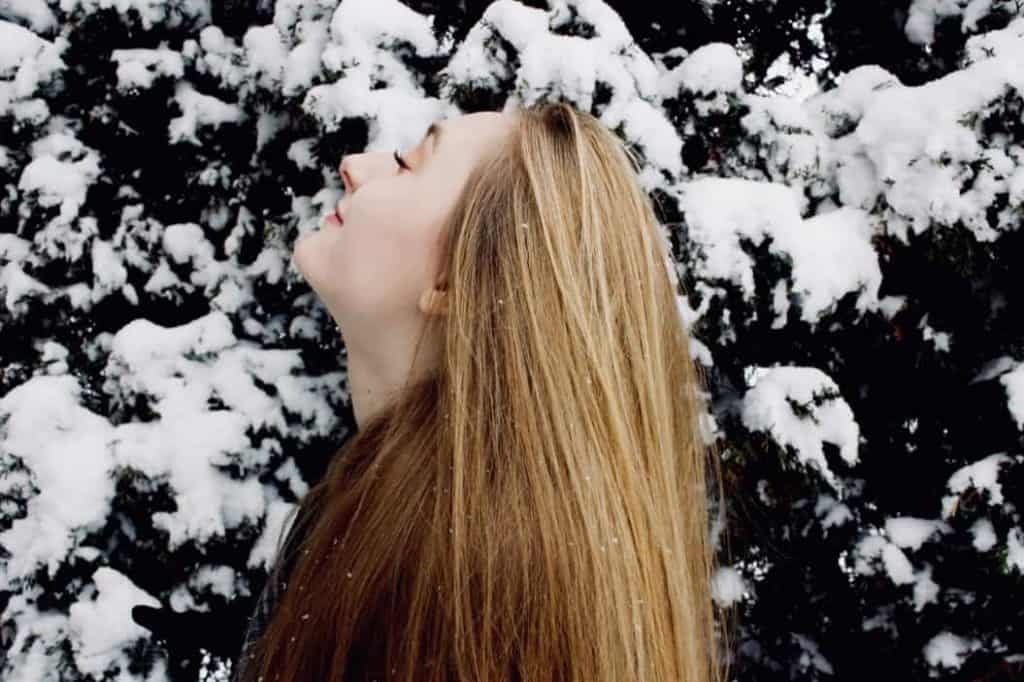 как холод влияет на волосы